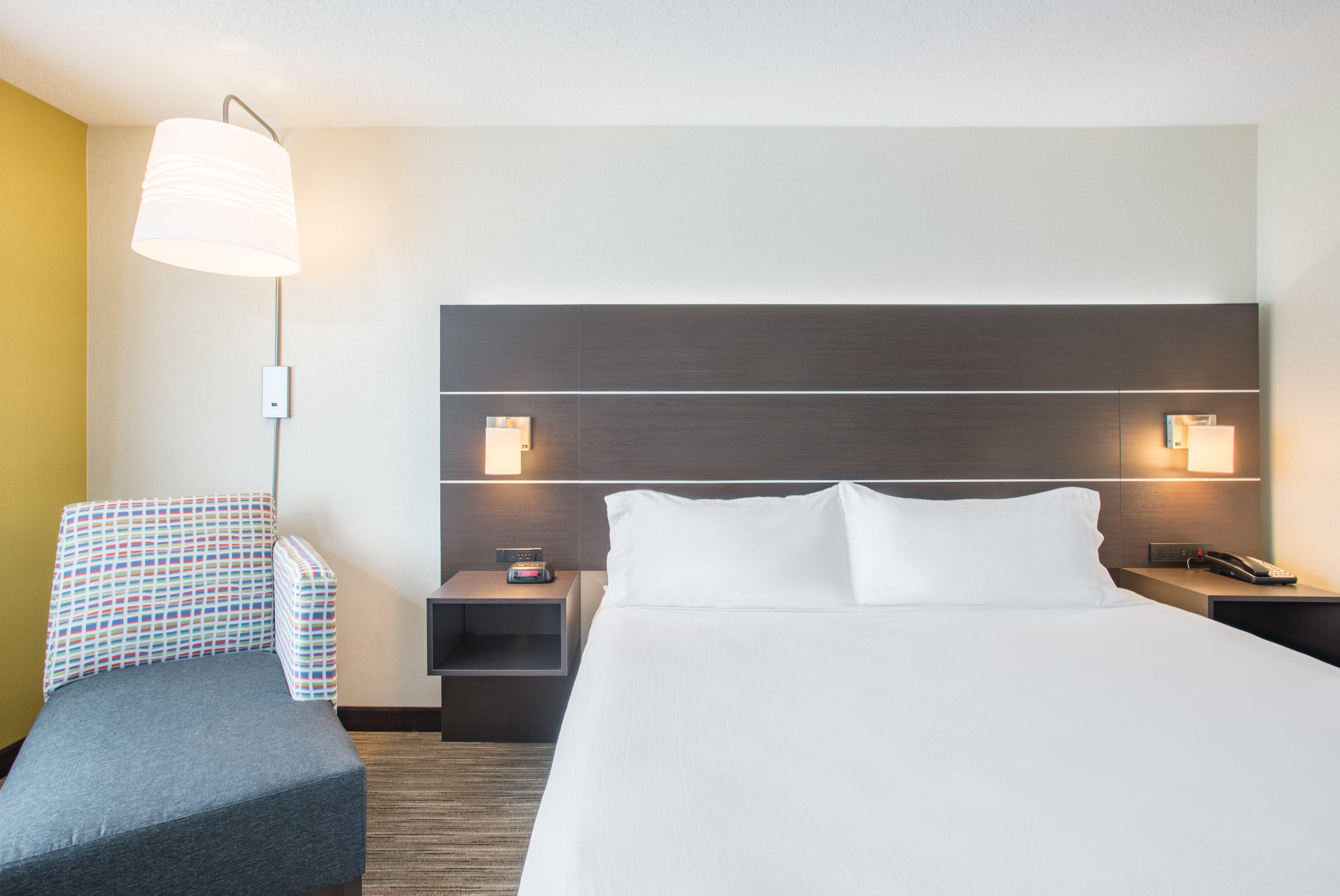 Holiday Inn Express Hotel & Suites Boston - Marlboro By Ihg Гудзон Екстер'єр фото