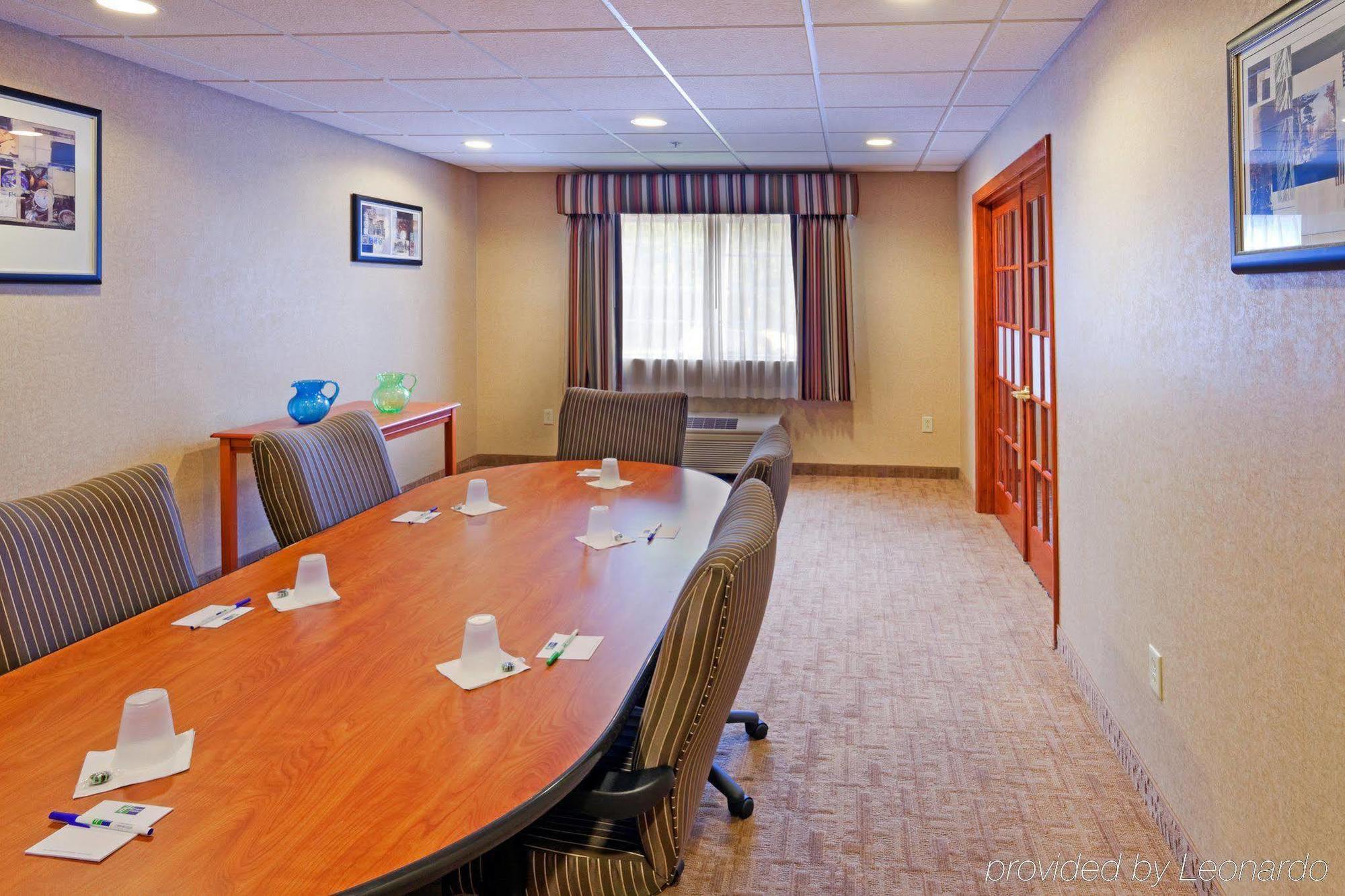 Holiday Inn Express Hotel & Suites Boston - Marlboro By Ihg Гудзон Екстер'єр фото